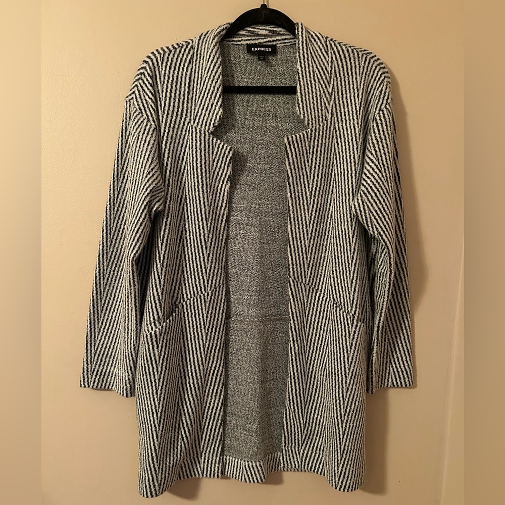 EXPRESS Cardigan